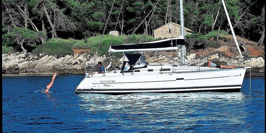Beneteau Oceanis 323