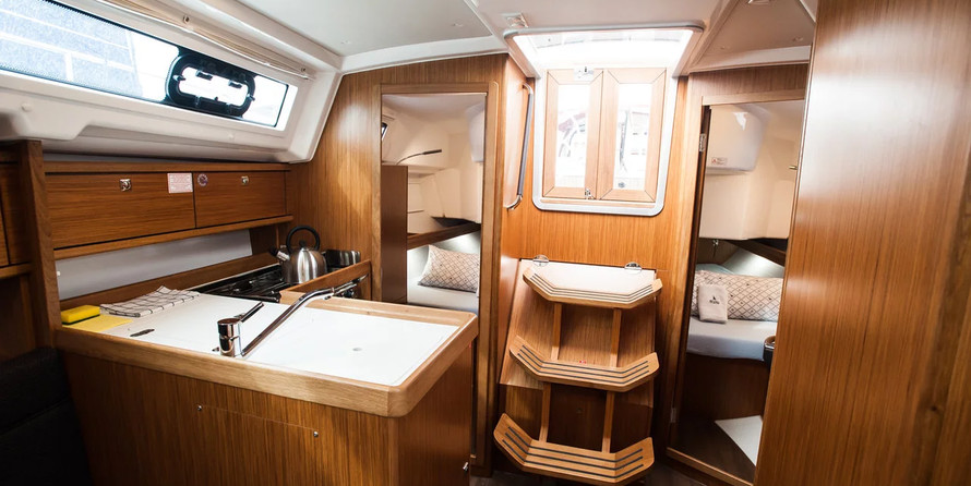 Bavaria CRUISER 34
