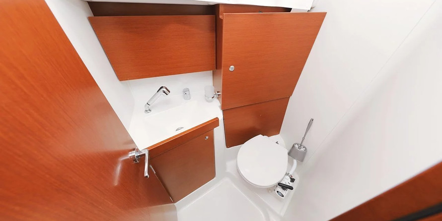 Beneteau Oceanis 35.1