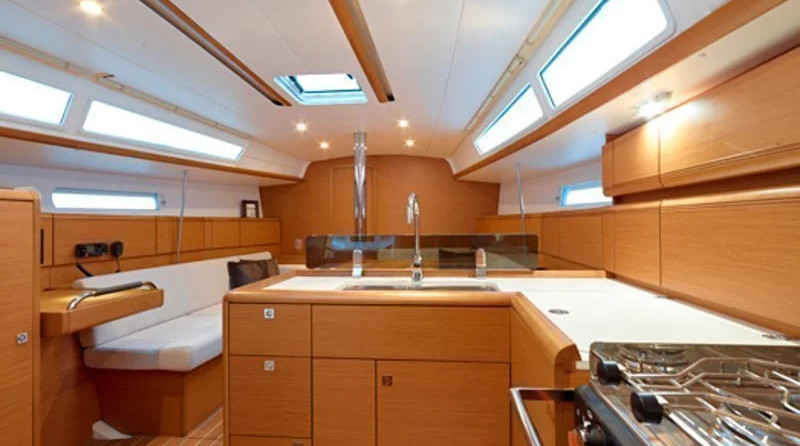 Jeanneau Sun Odyssey 379