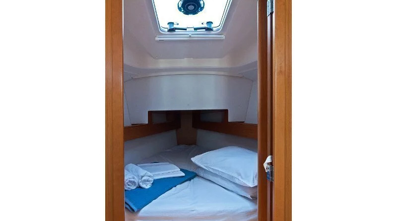 Sun Odyssey 33i