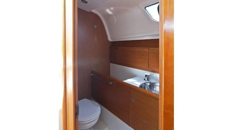 Sun Odyssey 33i