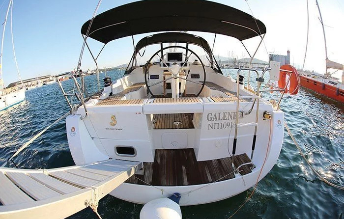 Beneteau Oceanis 37