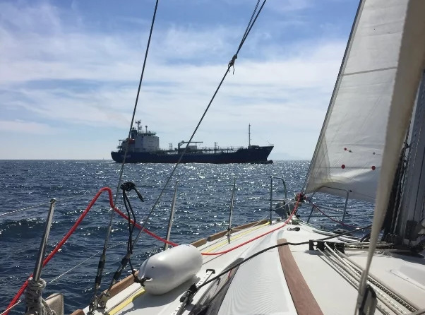 Beneteau Oceanis 37