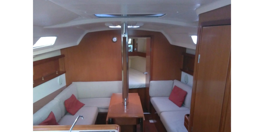 Beneteau Oceanis 34
