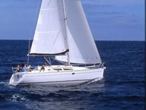 Sun Odyssey 35