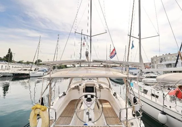 Bavaria Cruiser 36