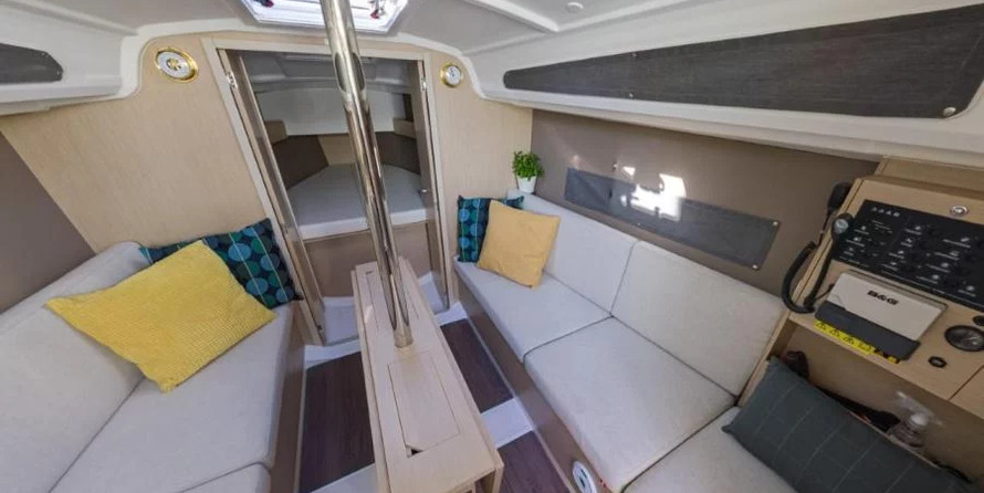 Beneteau Oceanis 30.1