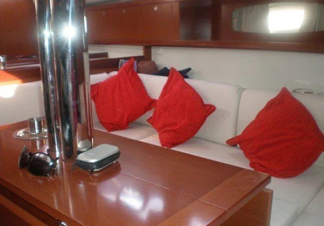 Beneteau Oceanis 34
