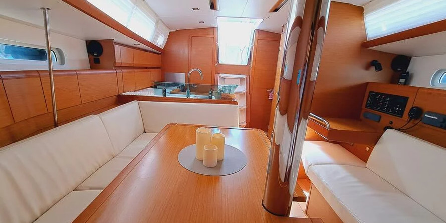 Jeanneau Sun Odyssey 389