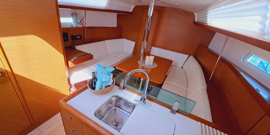 Jeanneau Sun Odyssey 389