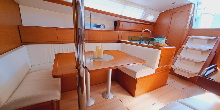Jeanneau Sun Odyssey 389