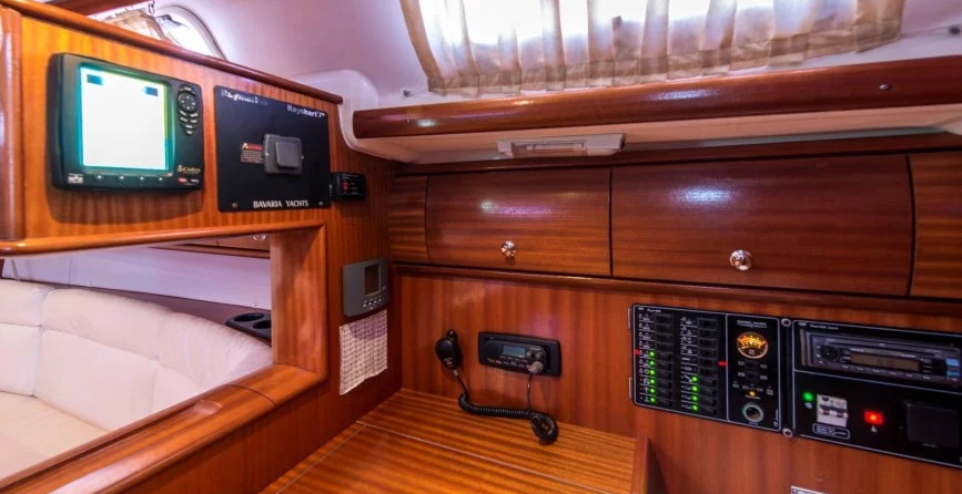 Bavaria 44