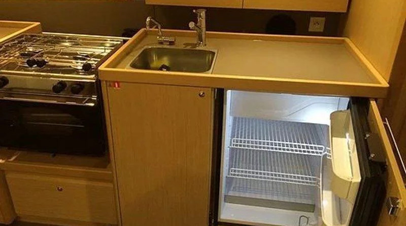 Oceanis 38