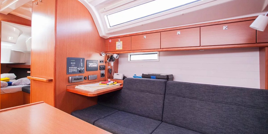 Bavaria 37 Cruiser