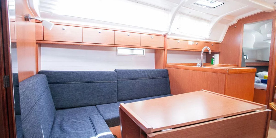 Bavaria 37 Cruiser