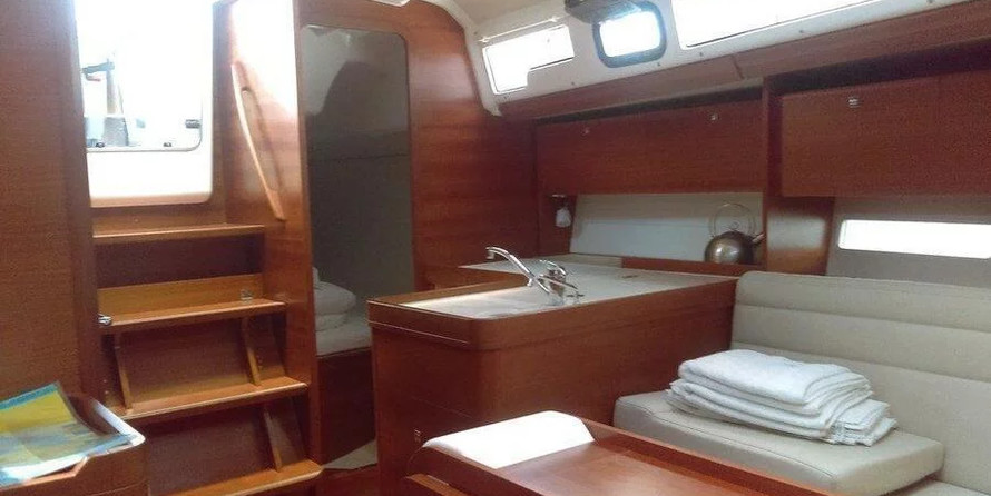 Dufour 350 Grand Large