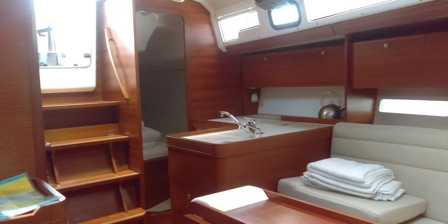 Dufour 350 Grand Large