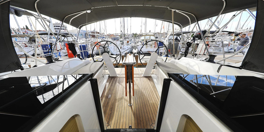 Hanse 418