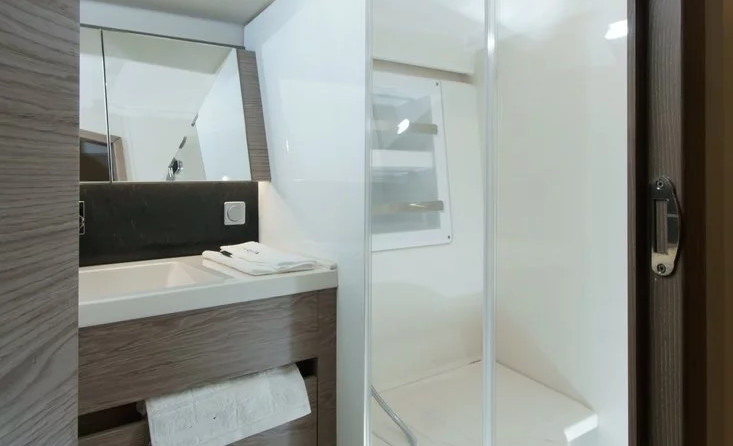 Hanse 418