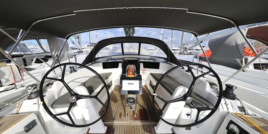 Hanse 418