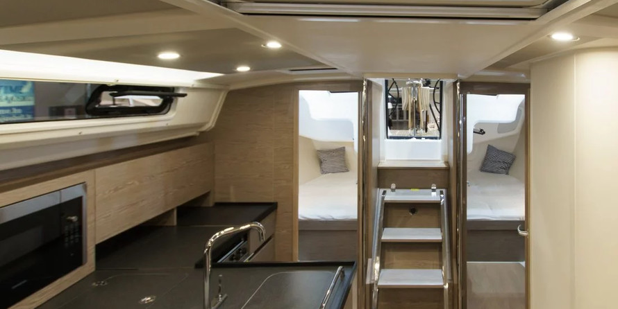 Hanse 418