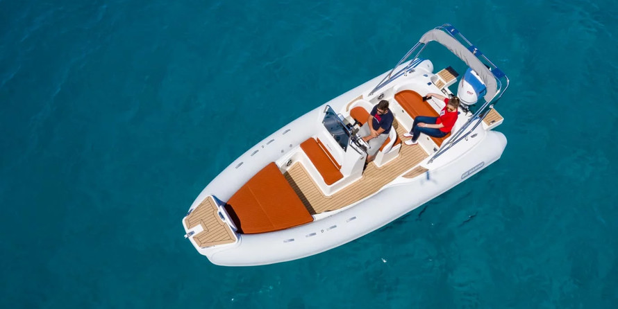 Ris Marine Excusive 599