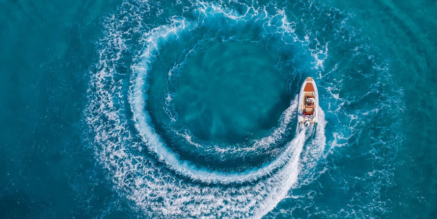 Ris Marine Excusive 599