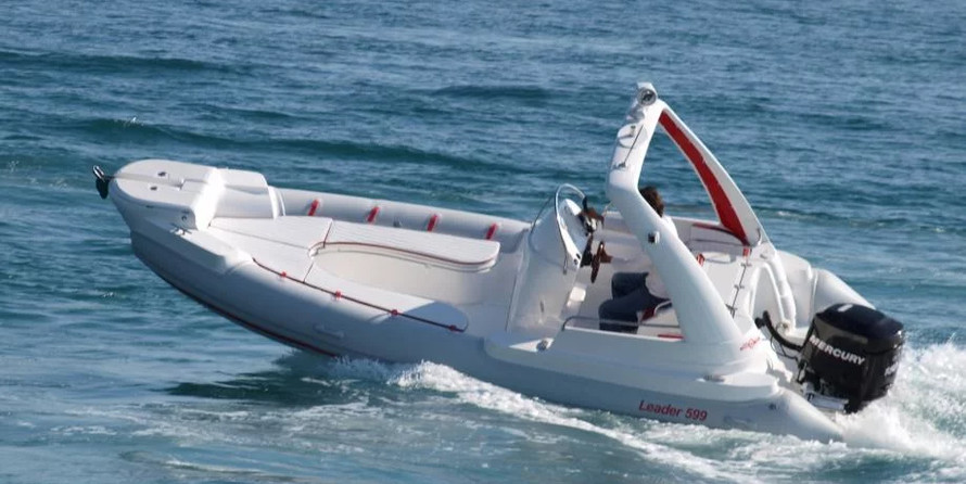 Ris Marine Excusive 599