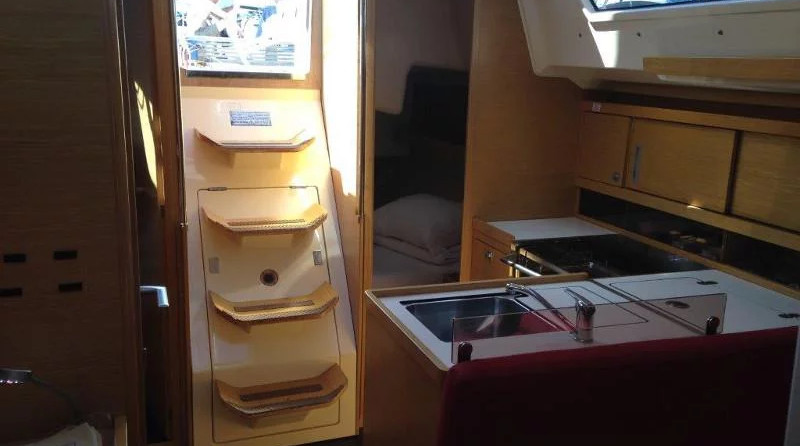Elan 350