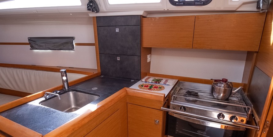 Jeanneau Sun Odyssey 349