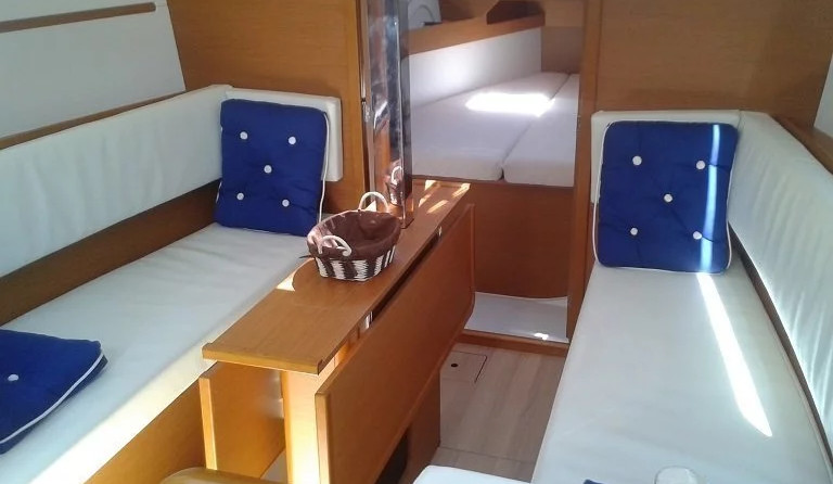 Jeanneau Sun Odyssey 349