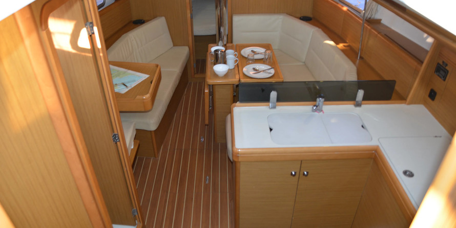 Sun Odyssey 36i