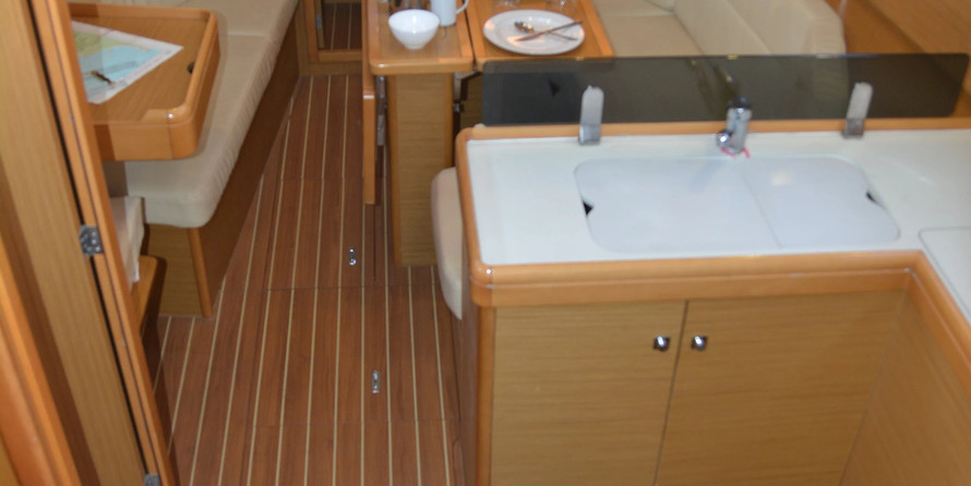 Sun Odyssey 36i