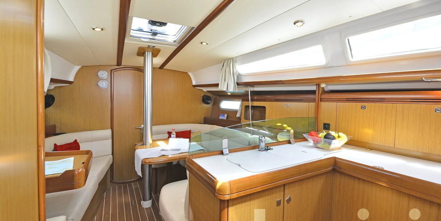 Sun Odyssey 36i