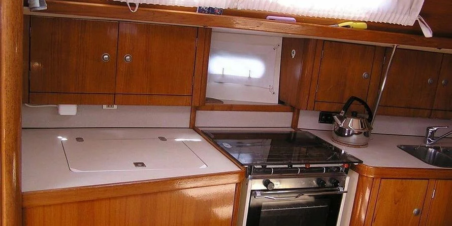 Jeanneau Sun Odyssey 37.1
