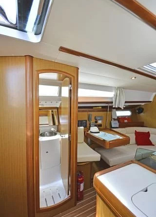 Sun Odyssey 36i