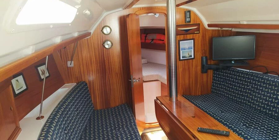 Dufour 32