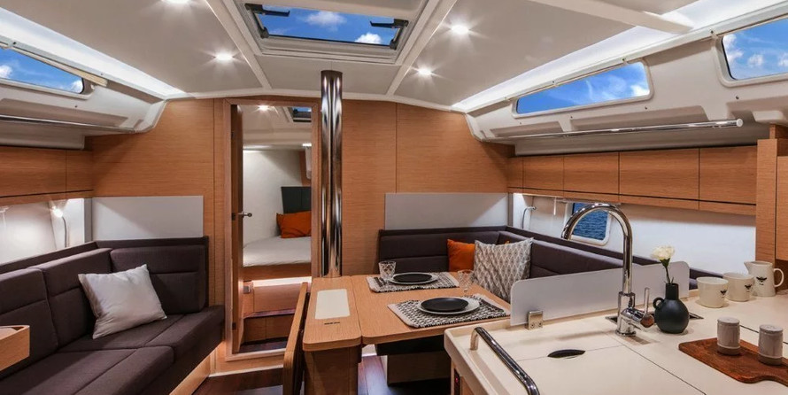 Hanse 418