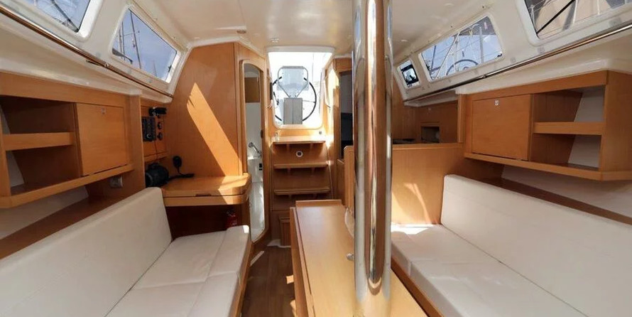 Jeanneau Sun Odyssey 319