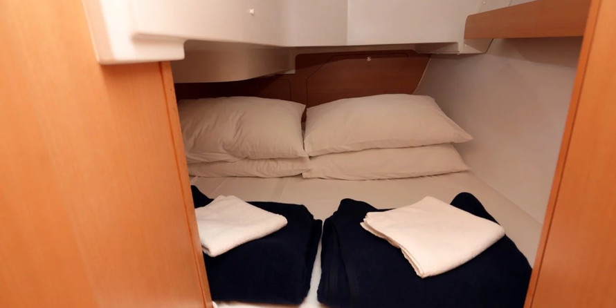 Jeanneau Sun Odyssey 319