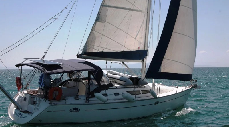 Sun Odyssey 37