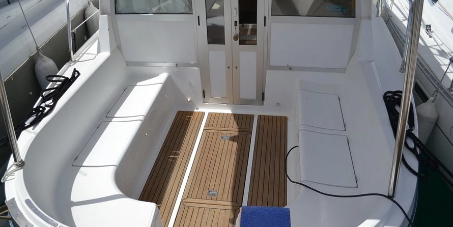 Adria 1002 Vektor