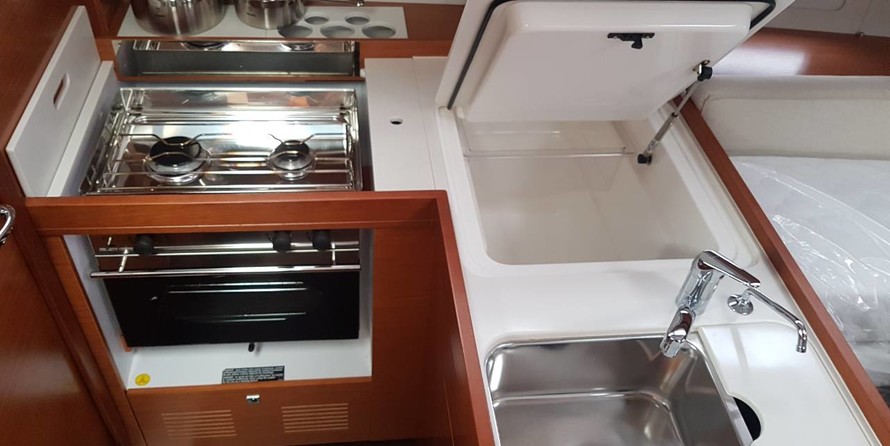 Dufour 360 Grand Large