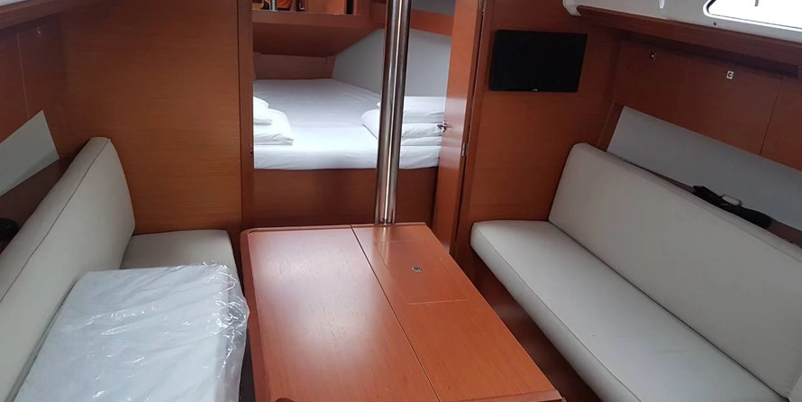 Dufour 360 Grand Large