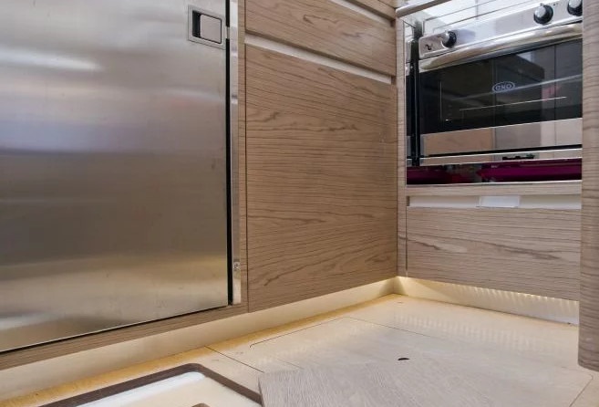 Elan Impression 50 - 5 + 1 cab.