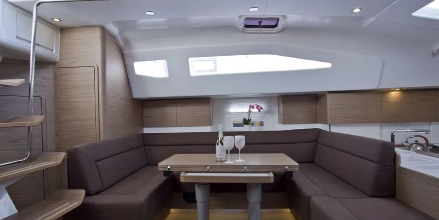 Elan Impression 50 - 5 + 1 cab.