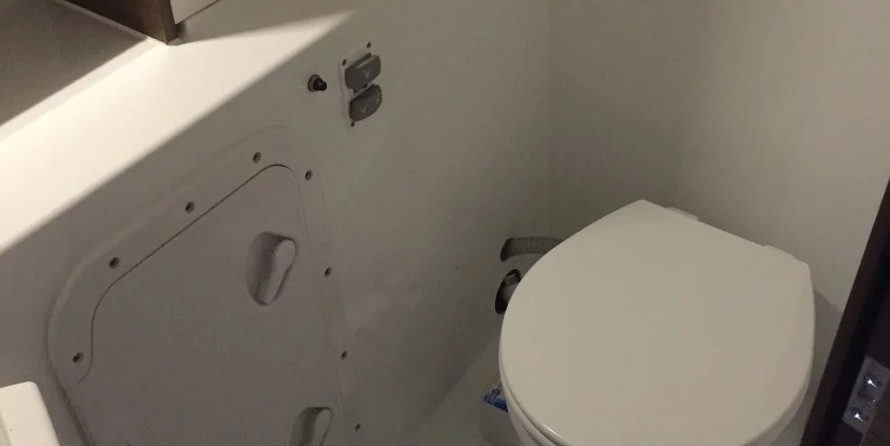 Lagoon 42 - 4 + 2 cab.