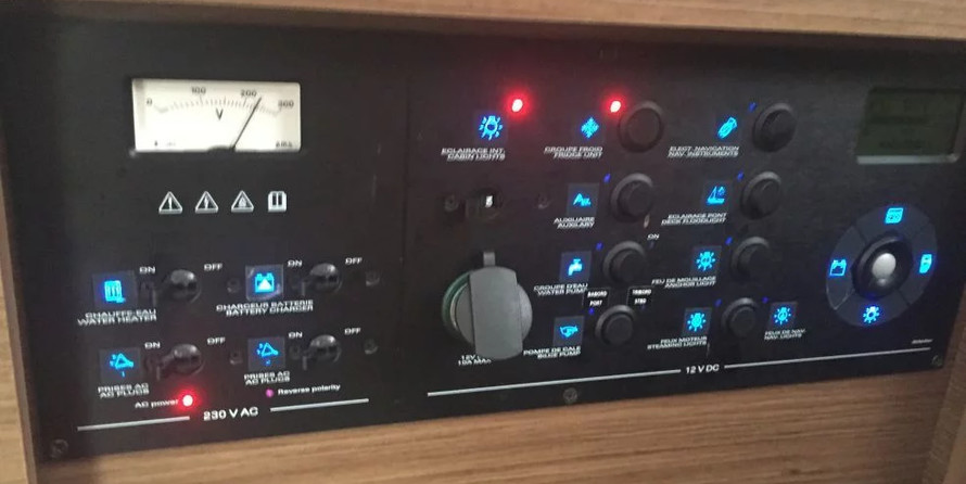 Lagoon 42 - 4 + 2 cab.