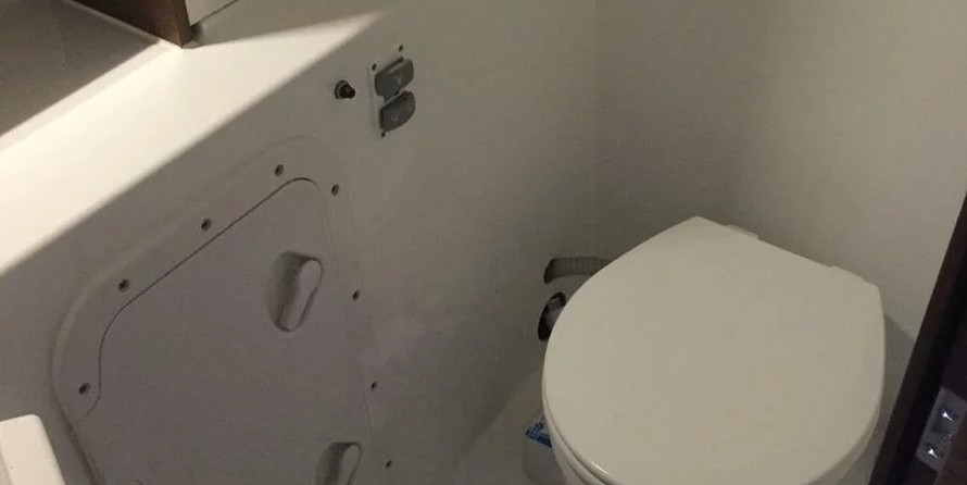 Lagoon 42 - 4 + 2 cab.